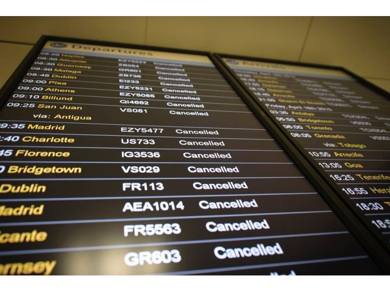 Spain extends UK travel ban for two more weeks 