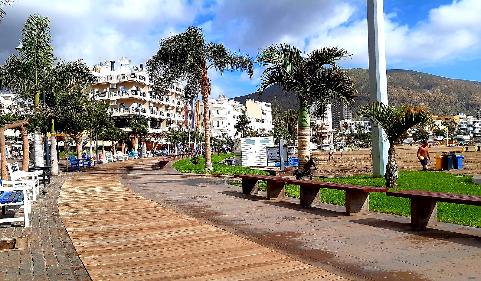 Ministry of Tourism fears a third wave of Covid after losing 10 million visitors in 2020