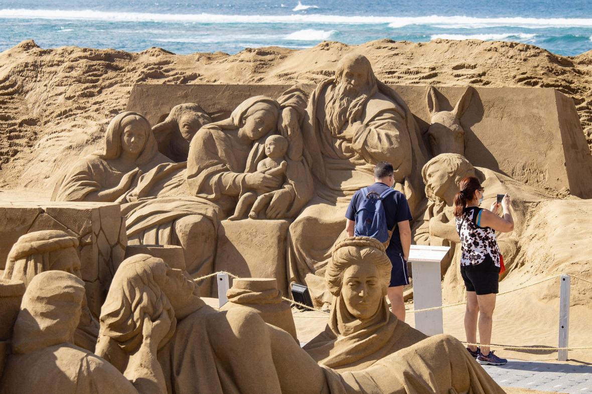 Canarian Weekly Gran Canaria sand sculpture hailed as one of the best