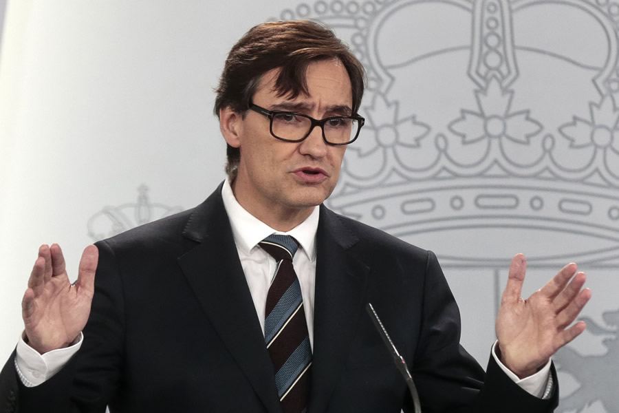 Ministry of Health: ‘Keep contact to a minimum to stop the third wave’