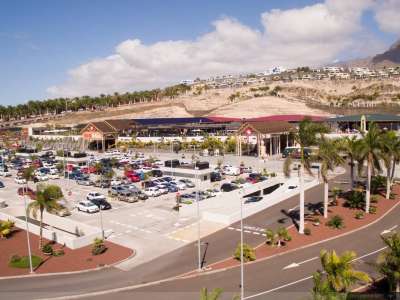 Dead body found near Siam Mall in Costa Adeje