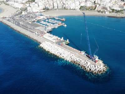 Los Cristianos port works are on schedule to be completed in March