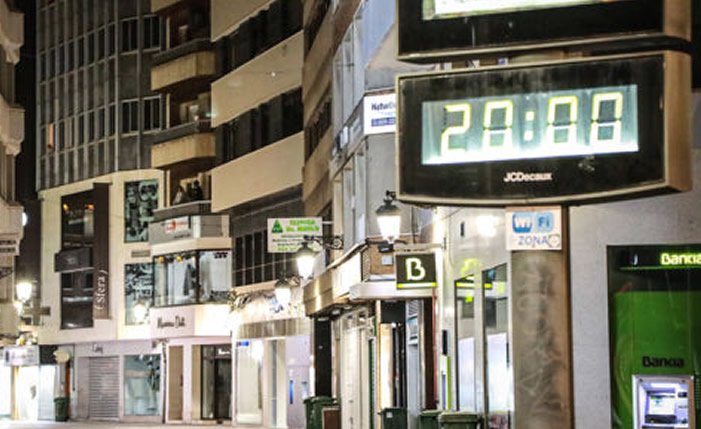 Government agrees to discuss 8.00pm curfew time