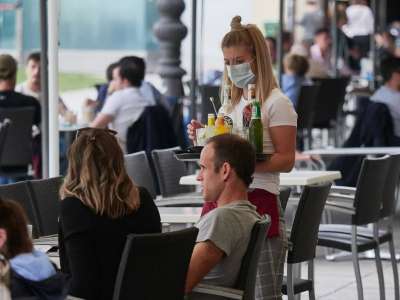 OFFICIAL: Islands on Level 2, including Tenerife, can have groups of 6 people