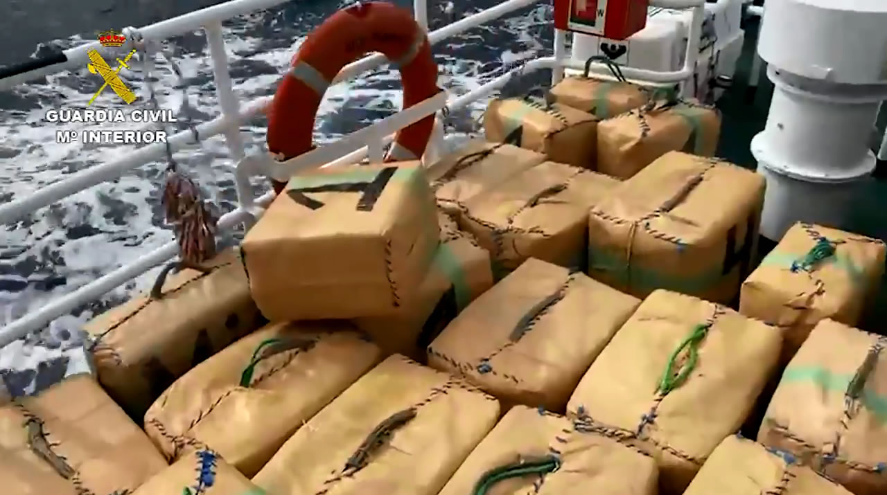 Moroccan speedboat intercepted with 1,600 kilos of hashish on board