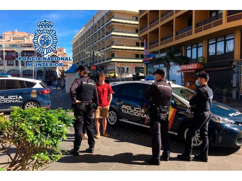 Three relatives arrested for two robberies in Tenerife on the same night
