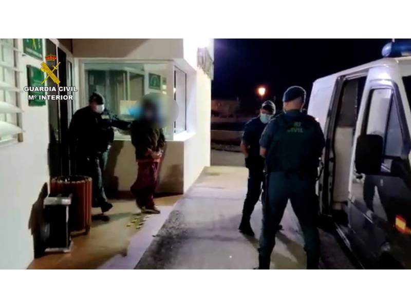 Two policemen attacked when disrupting a house party of more than 20 people Two policemen attacked when disrupting a house party of more than 20 people
