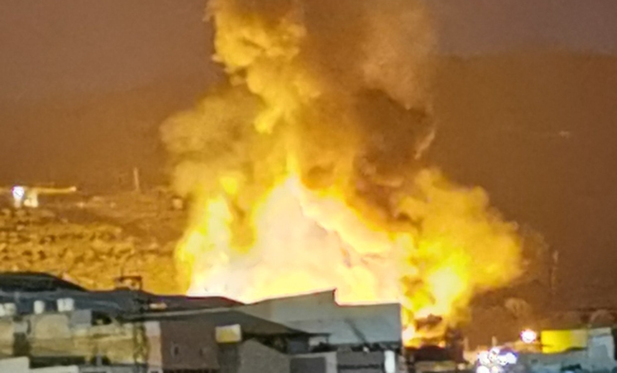 Gran Canaria warehouse fire destroys 12 vehicles