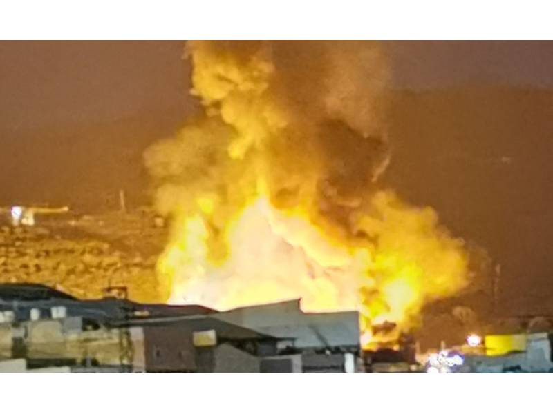 Gran Canaria warehouse fire destroys 12 vehicles