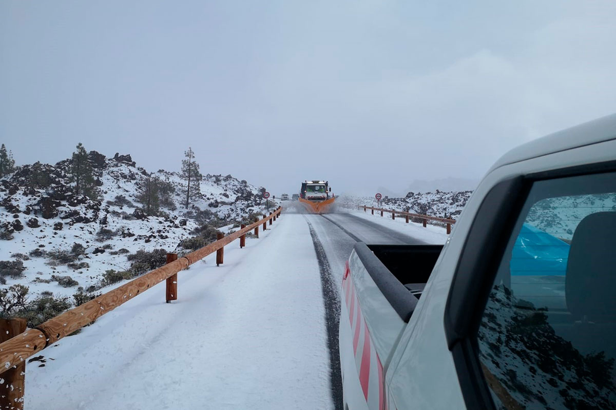 The Cabildo will open all access roads to Teide tomorrow, Tuesday