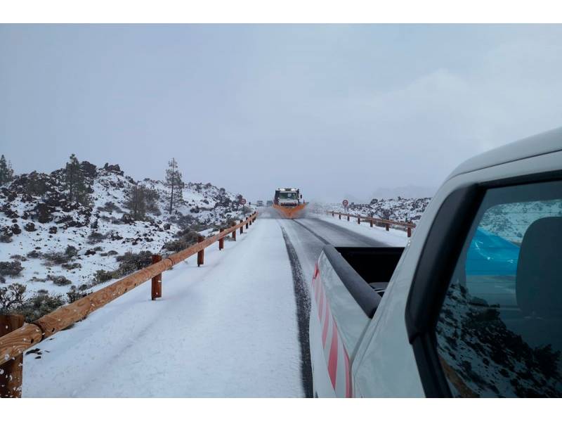 The Cabildo will open all access roads to Teide tomorrow, Tuesday