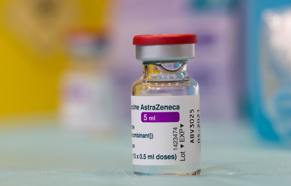 Military, police, and teachers will be the next to be vaccinated against Covid