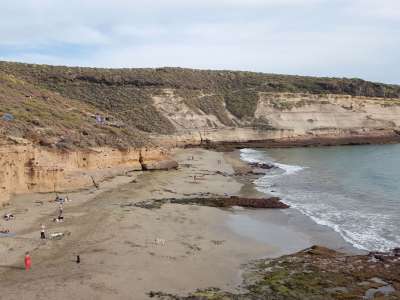 Agents evict 50 people camping on La Caleta beach in Costa Adeje