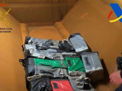 387 kilos of cocaine found in Tenerife in a van on a ship from Brazil