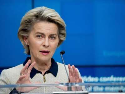EU finalizes 'Covid passport' that allows travel with vaccination or negative test