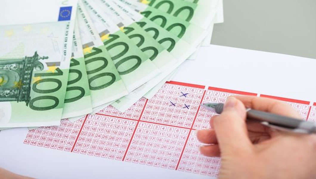 One lucky winner of 3.3 million euros in last night’s lottery in the Canaries