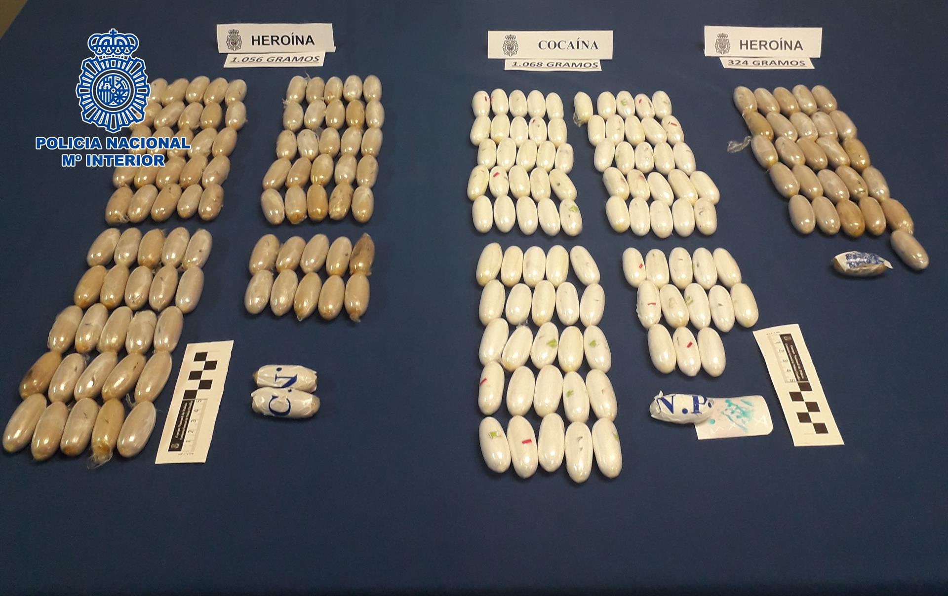 Police dismantle drugs gang that used mules to bring heroin to the Canaries 