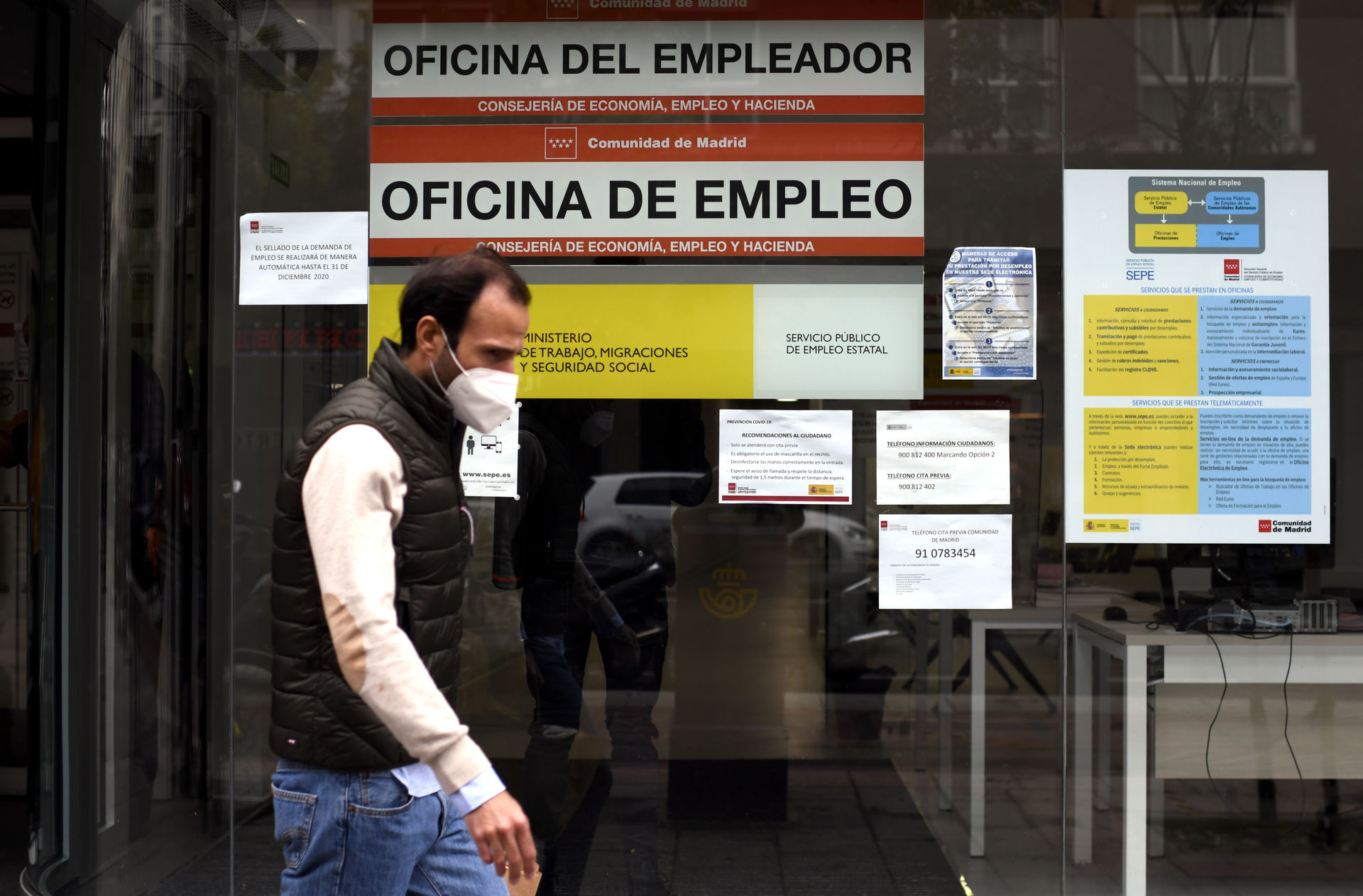 SEPE warns that there will be a delay in some payments in the Canary Islands