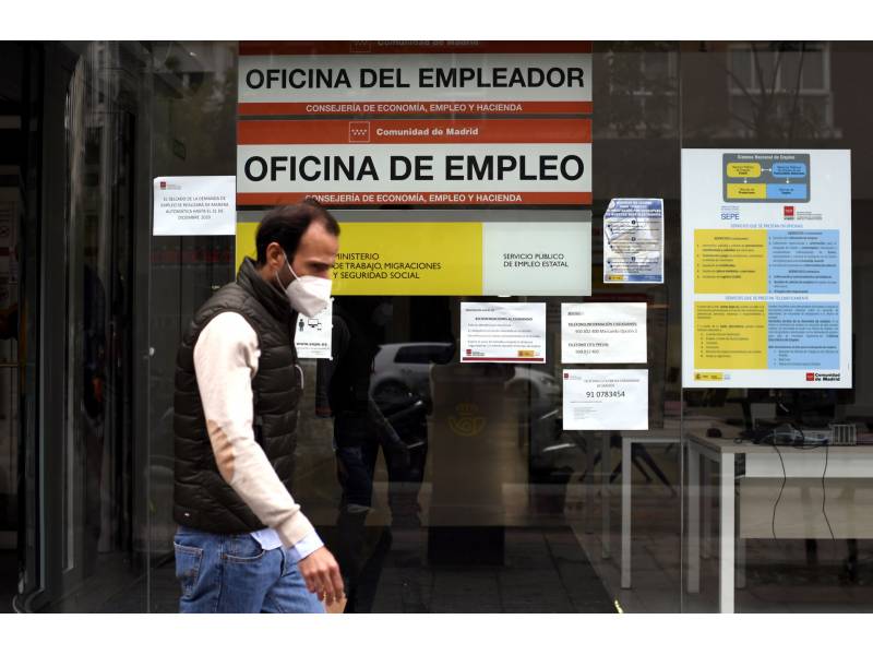 SEPE warns that there will be a delay in some payments in the Canary Islands