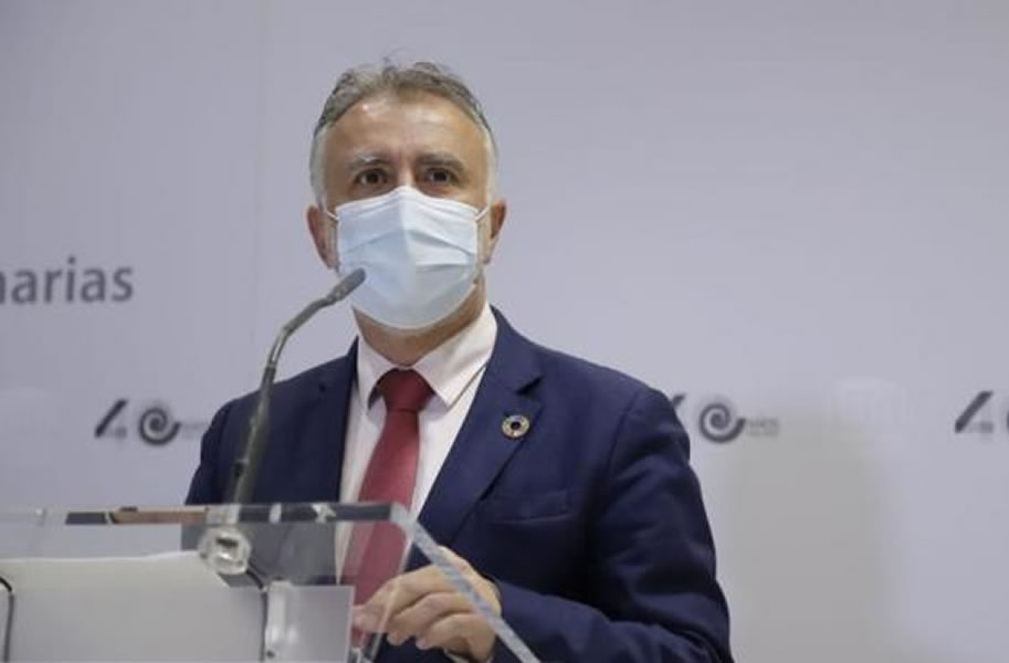 Torres: ‘We are prepared to have 70% of the population vaccinated this summer’