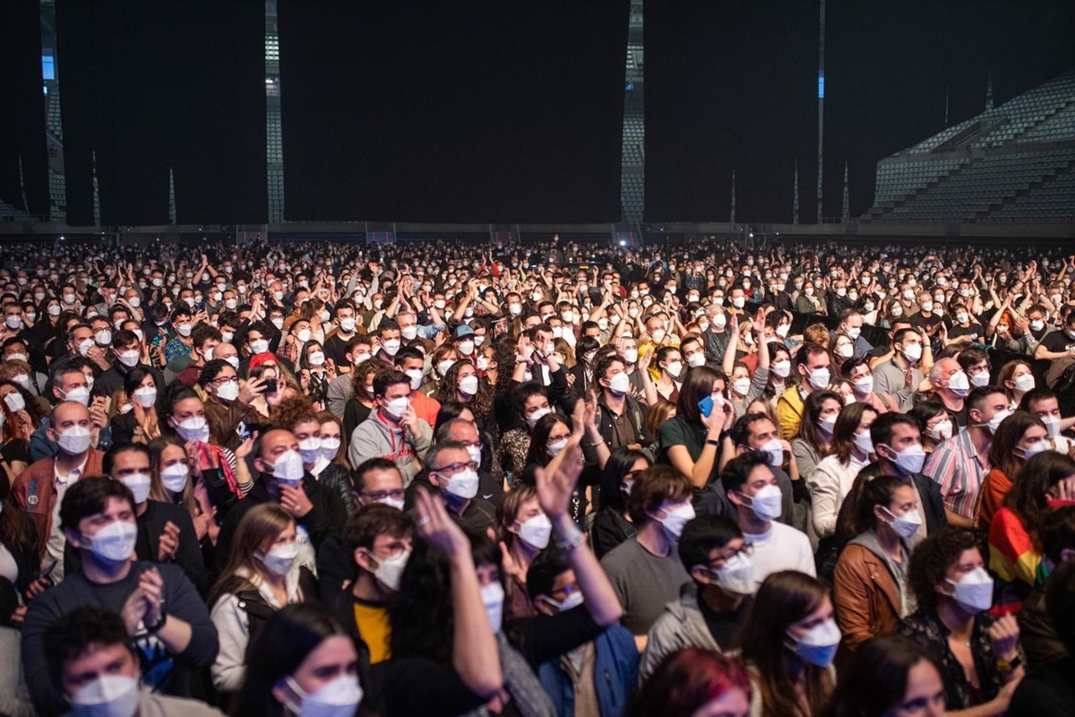 5,000 people attend concert in Barcelona last night