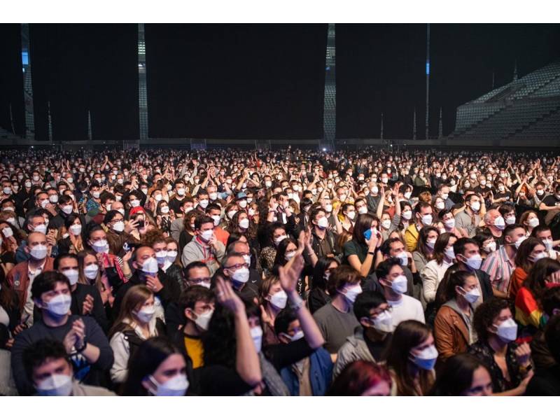 5,000 people attend concert in Barcelona last night