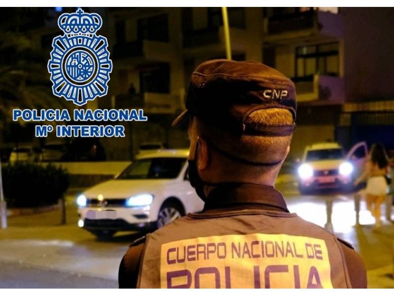 Man arrested with 52,000 euros in backpack after running away from police 