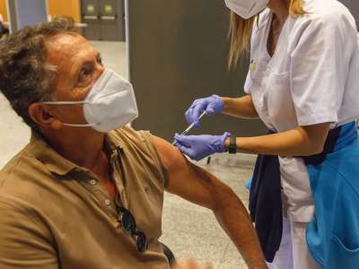 EU: ‘70% of the population can be vaccinated by July 14th’