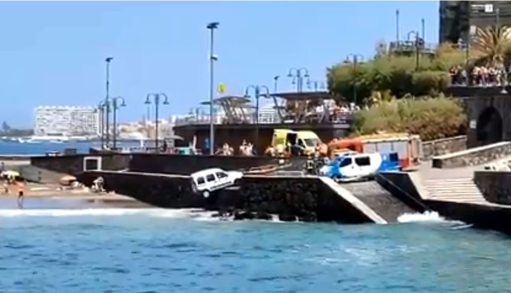 VIDEO: Driverless van hits a teenager and almost ends up in the sea