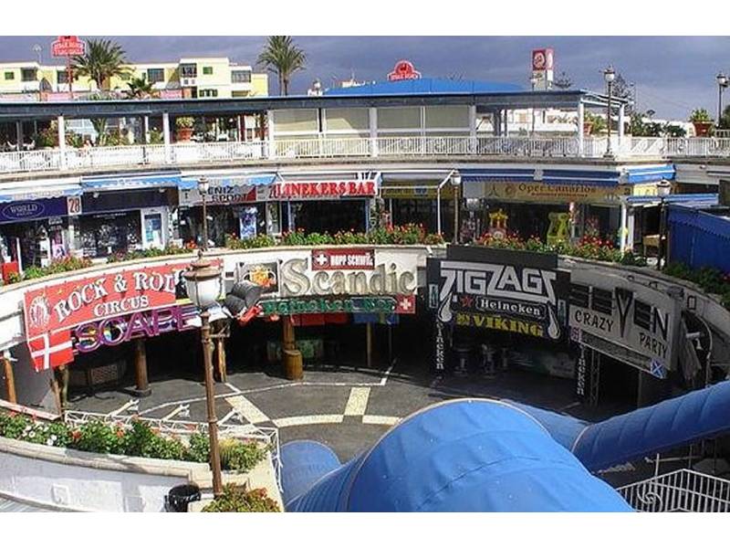 13% of all Canary Islands residents are legally registered foreigners