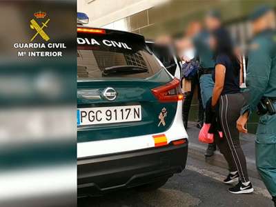 Police arrest man with cocaine hidden in his shoe in Granadilla