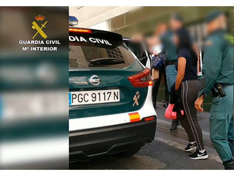 Police arrest man with cocaine hidden in his shoe in Granadilla