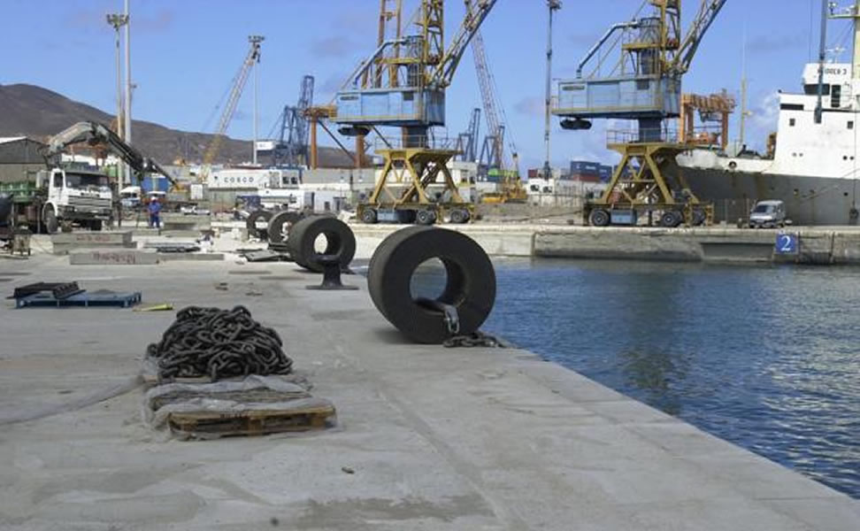 Diver caught recovering 77 kilos of hashish from seabed to avoid customs