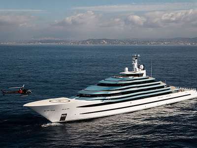 300 million euro super yacht stops off in Gran Canaria for 24 hours