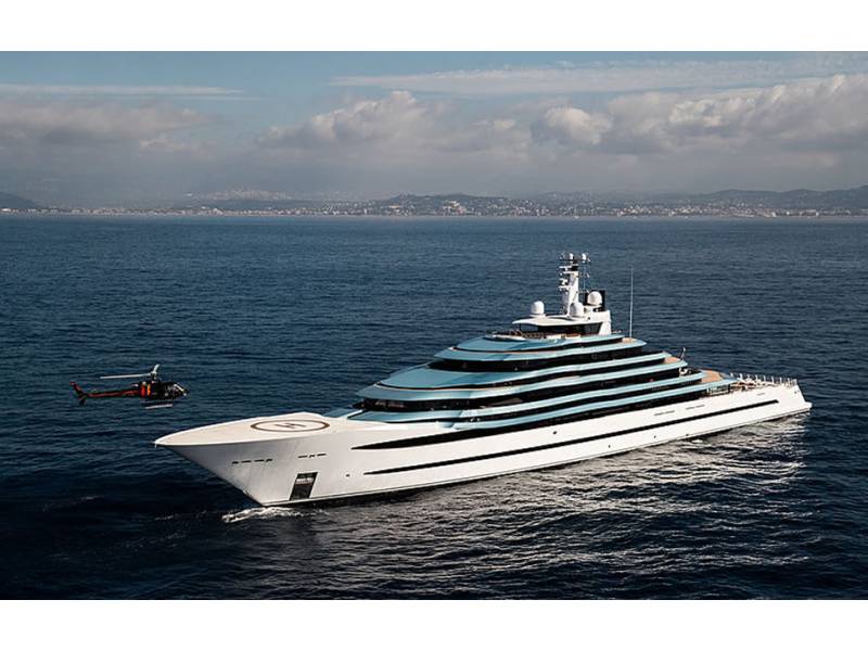 300 million euro super yacht stops off in Gran Canaria for 24 hours
