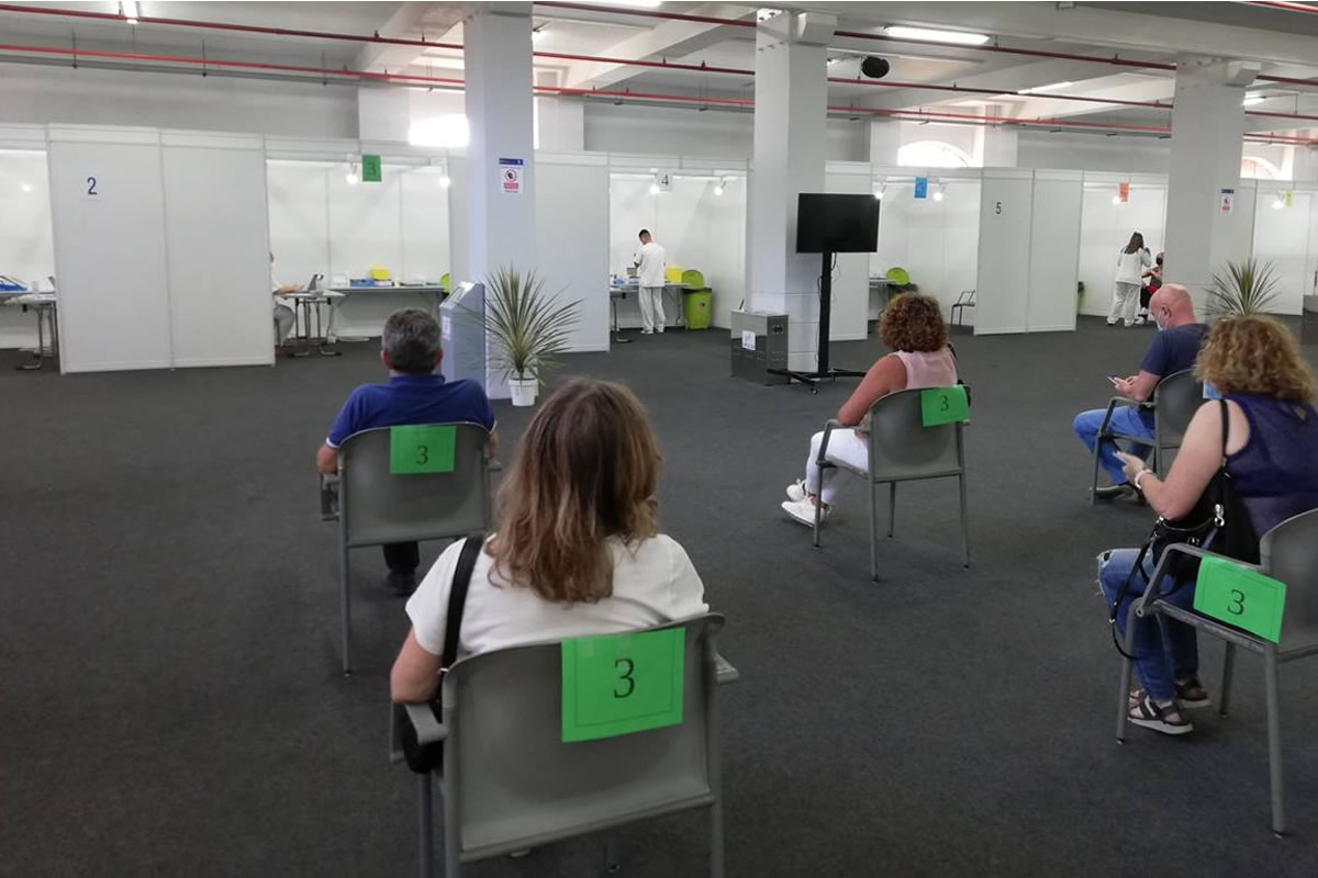 VACCINE UPDATE: 438,858 doses of vaccines administered in the Canaries