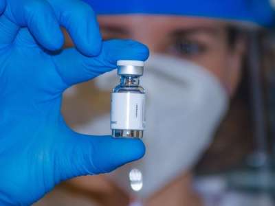 Almost 20% of target population have had first vaccination in the Canary Islands