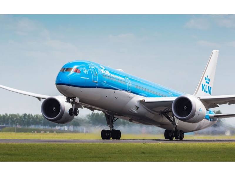 The Netherlands will resume flights with the Canary Islands in May