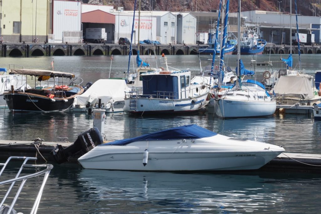 Missing father and daughters update: CCTV footage of father leaving port in boat 