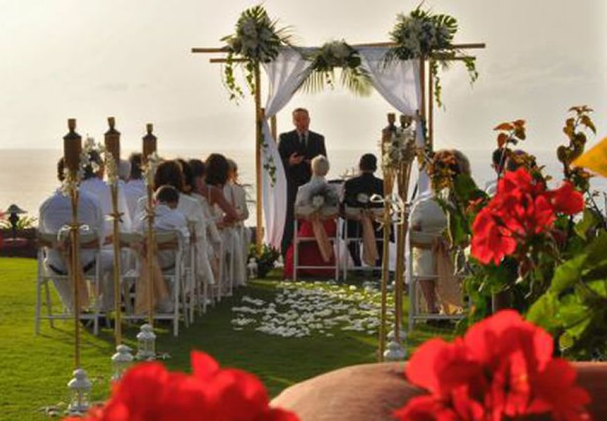 Government changes limit to number of guests at weddings and celebrations