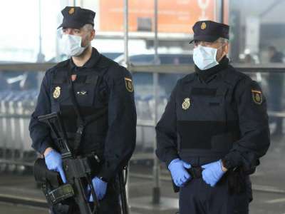 Spain extends border closures for non-EU nationals until May 31st