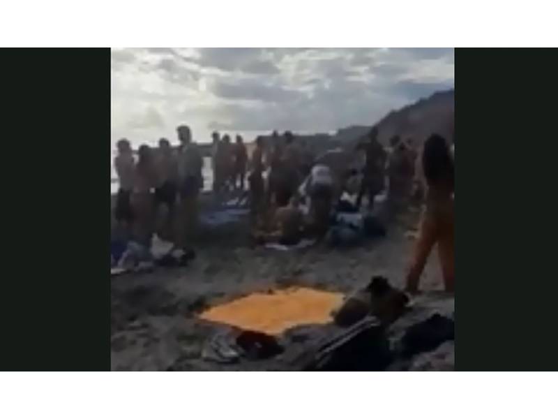 Images and videos of beach party in Adeje cause anger among residents