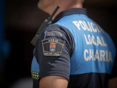 Police break up two illegal parties in Adeje over the weekend