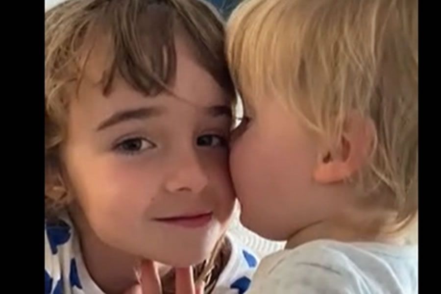 The mother posts a video of her missing daughters, Anna and Olivia