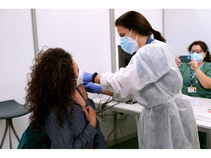 Not in health system? Private health insurance? You can now get vaccinated!