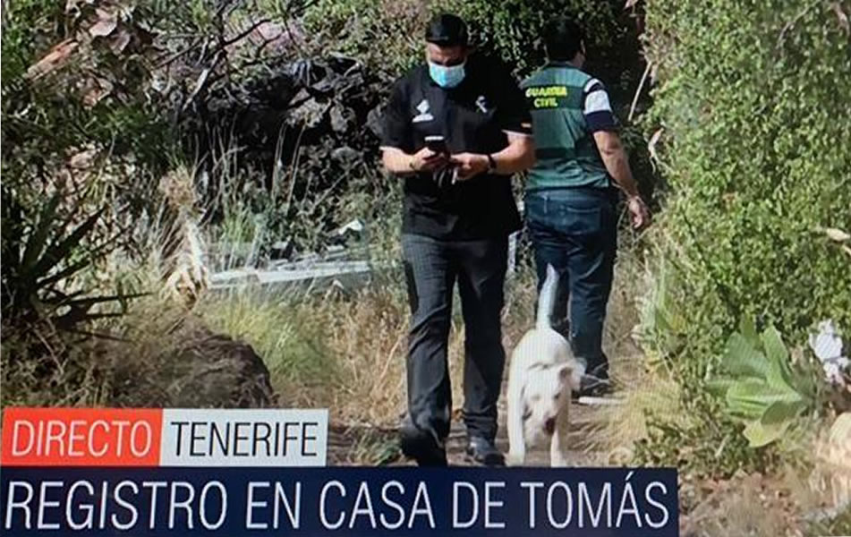 Hunt for Anna and Olivia Day 20: Two sniffer dogs search father’s house for clues