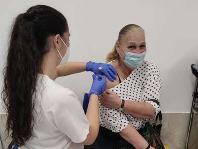 The SCS have 160,000 doses to start vaccinating 50 to 59 year olds quickly