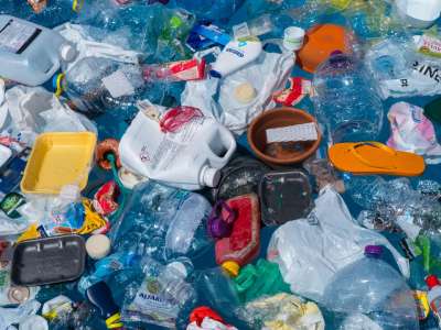 The Spanish Government will be able to tax single-use plastics from today