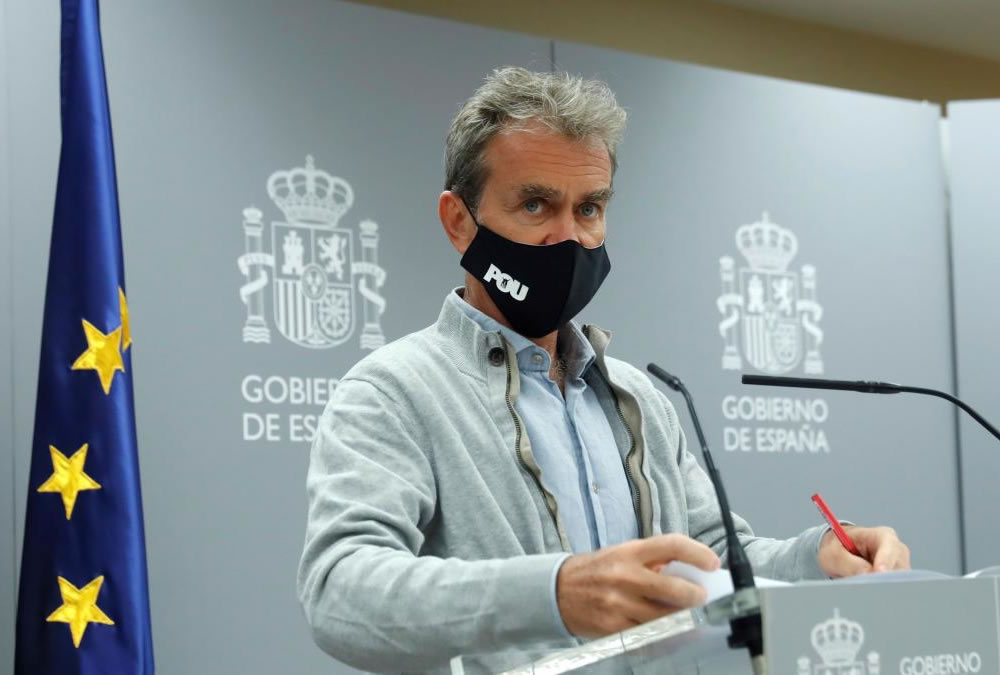 Fernando Simón: ‘We are constantly assessing the use of masks in open spaces’