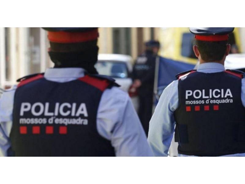 Woman cuts off boss's penis and hands it in to the police